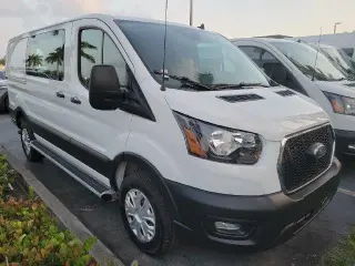Ford Transit 2025 250 3dr SWB Techo Bajo Furgón de Carga