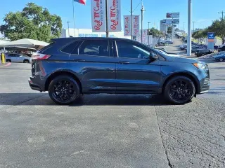 Ford Edge 2023 AWD SE 4dr Crossover