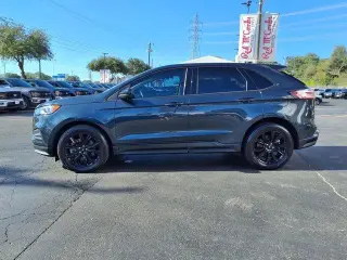 Ford Edge 2023 AWD SE 4dr Crossover