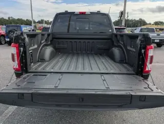 Ford F-150 2023 4x4 Lariat 4dr SuperCrew 6.5 ft. SB