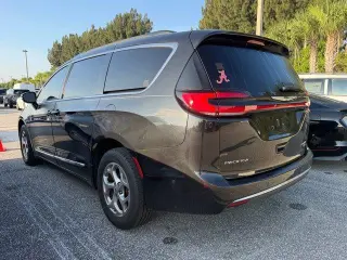Chrysler Pacifica 2023 AWD Limited 4dr Mini-Van