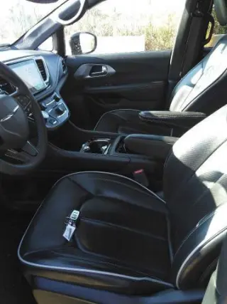 Chrysler Pacifica 2025 Limited 4dr Mini-Van