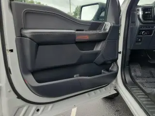 Ford F-150 2023 4x4 XLT 4dr SuperCrew 5.5 ft. SB