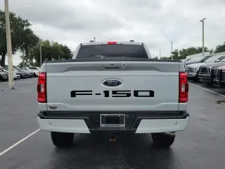 Ford F-150 2023 4x4 XLT 4dr SuperCrew 5.5 ft. SB