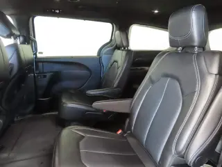 Chrysler Pacifica 2025 Select 4dr Mini-Van