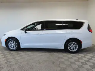 Chrysler Pacifica 2025 Select 4dr Mini-Van