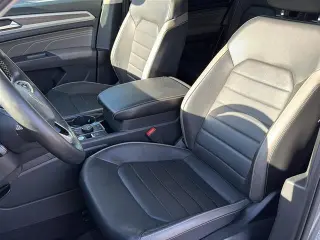 SUV Volkswagen Atlas 2021 AWD V6 SEL Premium 4Motion 4dr (lanzamiento a mediado de año)