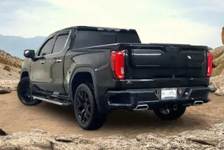 GMC Sierra 1500 2021 4x4 Denali 4dr Crew Cab 5.8 ft. SB