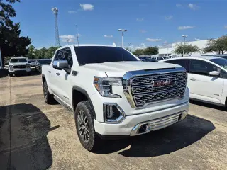 GMC Sierra 1500 2020 4x4 Denali 4dr Crew Cab 5.8 ft. SB