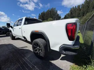 GMC Sierra 2500HD 2021 4x2 SLE 4dr Crew Cab SB