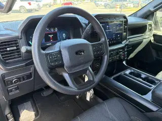 Ford F-150 2024 4x2 STX 4dr SuperCrew 5.5 ft. SB