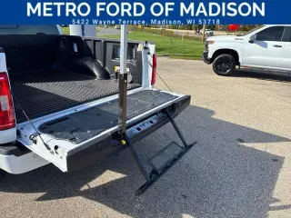 Ford F-150 2023 4x4 XLT 4dr SuperCrew 5.5 ft. SB