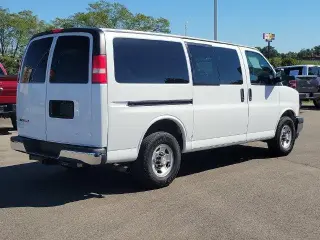 Chevrolet Express 2018 LT 3500 3dr Passenger Van