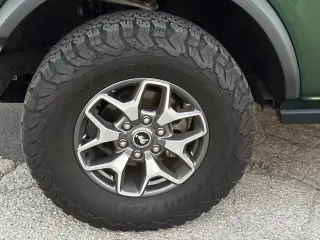 Ford Bronco 2023 4x4 Base Advanced 4dr SUV