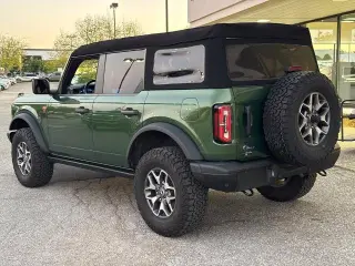 Ford Bronco 2023 4x4 Base Advanced 4dr SUV