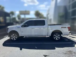 Ford F-150 2020 4x4 King Ranch 4dr SuperCrew 5.5 ft. SB