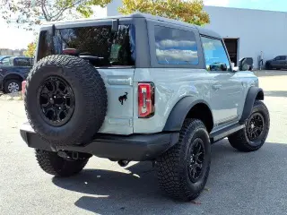 Ford Bronco 2021 4x4 First Edition Advanced 2dr SUV
