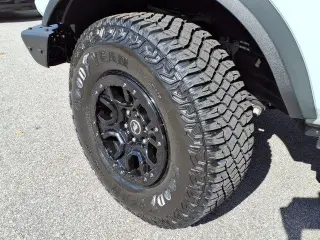 Ford Bronco 2021 4x4 First Edition Advanced 2dr SUV