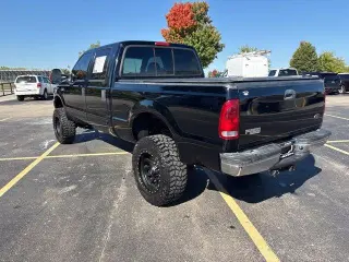 Ford F-250 Super Duty 2003 4dr Crew Cab XLT 4WD SB