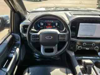 Ford F-150 2023 4x4 Lariat 4dr SuperCrew 5.5 ft. SB