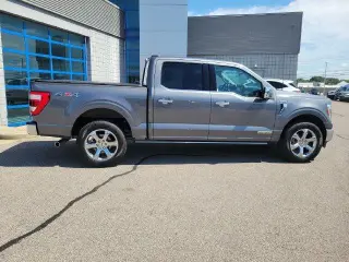Ford F-150 2023 4x4 Lariat 4dr SuperCrew 5.5 ft. SB