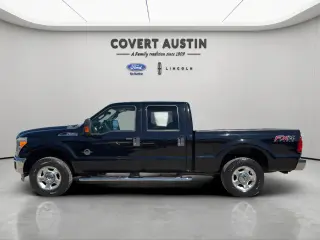 Ford F-250 Super Duty 2016 4x4 XLT 4dr Crew Cab 6.8 ft. SB Pickup