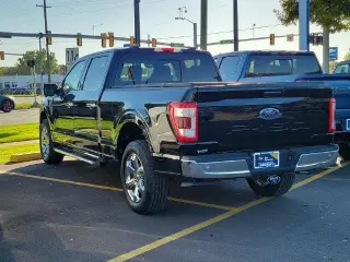 Ford F-150 2021 4x4 Lariat 4dr SuperCrew 5.5 ft. SB
