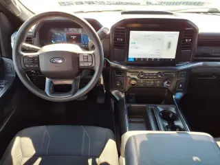Ford F-150 2025 4x2 STX 4dr SuperCrew 5.5 ft. SB