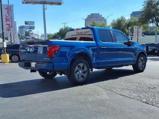 Ford F-150 2025 4x2 STX 4dr SuperCrew 5.5 ft. SB