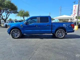 Ford F-150 2025 4x2 STX 4dr SuperCrew 5.5 ft. SB