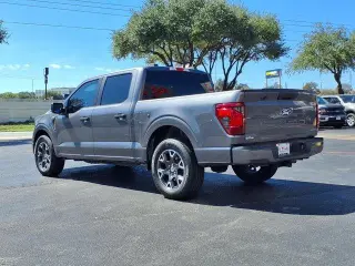 Ford F-150 2024 4x2 STX 4dr SuperCrew 5.5 ft. SB