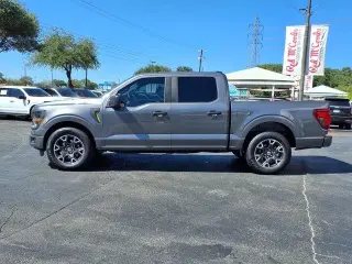 Ford F-150 2024 4x2 STX 4dr SuperCrew 5.5 ft. SB