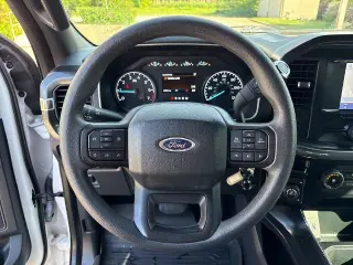 Ford F-150 2023 4x4 XL 4dr SuperCrew 5.5 ft. SB