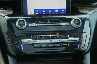 Ford Explorer 2023 AWD Limited 4dr SUV