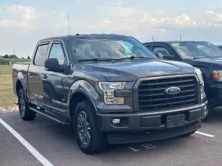 Ford F-150 2017 4x4 XLT 4dr SuperCrew 5.5 ft. SB