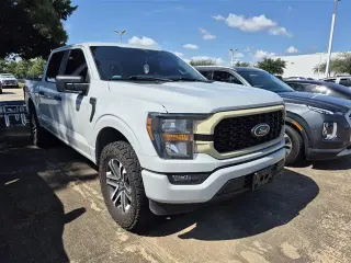Ford F-150 2023 4x2 XL 4dr SuperCrew 5.5 ft. SB