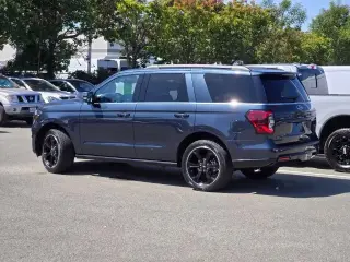 Ford Expedition 2023 4x4 Limited 4dr SUV