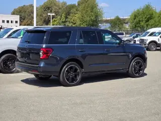 Ford Expedition 2023 4x4 Limited 4dr SUV