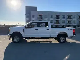 Ford F-250 Super Duty 2022 4x4 King Ranch 4dr Crew Cab 6.8 ft. SB Pickup