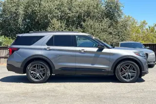 Ford Explorer 2025 AWD ST 4dr SUV
