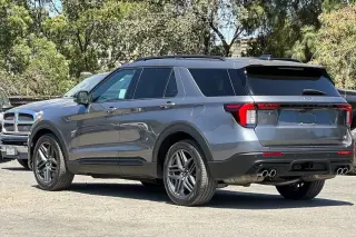 Ford Explorer 2025 AWD ST 4dr SUV