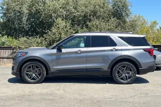 Ford Explorer 2025 AWD ST 4dr SUV