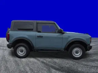 Ford Bronco 2023 4x4 Base 2dr SUV
