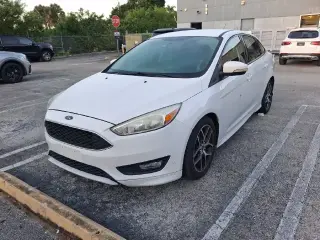 Ford Focus 2016 SE 4dr Sedán