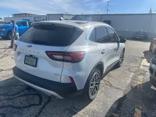 Ford Escape Híbrido Enchufable 2025 PHEV 4dr SUV