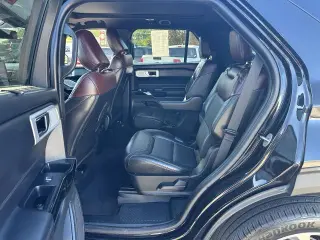 Ford Explorer 2022 AWD Platinum 4dr SUV