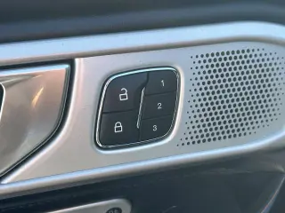 Ford Explorer 2022 AWD Platinum 4dr SUV