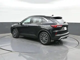 Ford Escape Híbrido Enchufable 2024 PHEV 4dr SUV