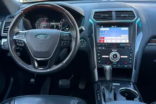 Ford Explorer 2017 AWD Platinum 4dr SUV