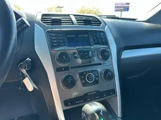 Ford Explorer 2014 AWD XLT 4dr SUV